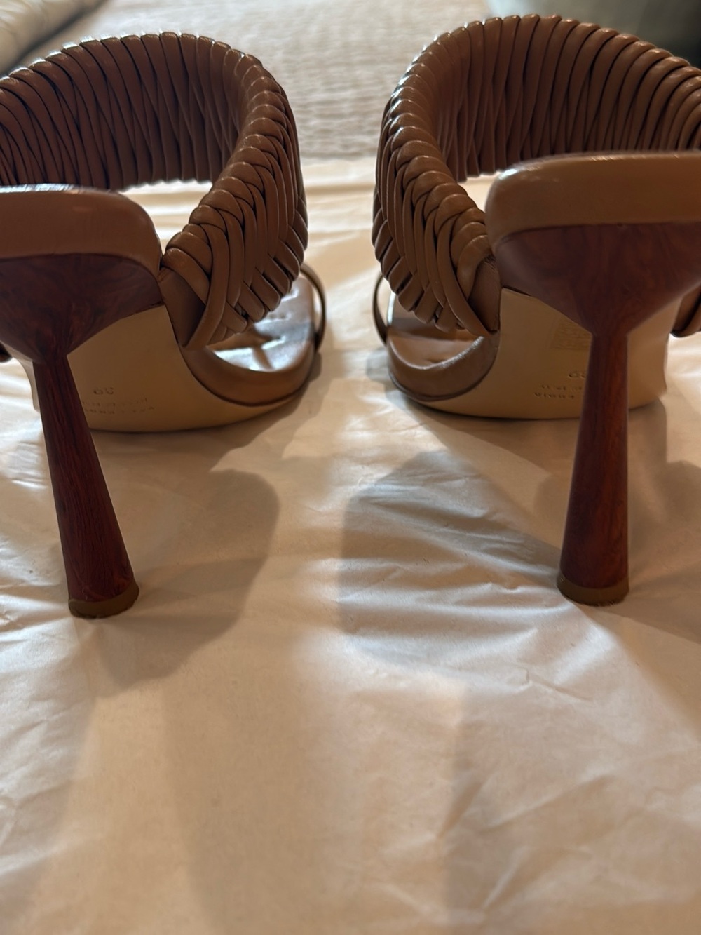 Gia Borghini x RHW Rosie 1 Toe Ring Mule - Picture 4 of 11